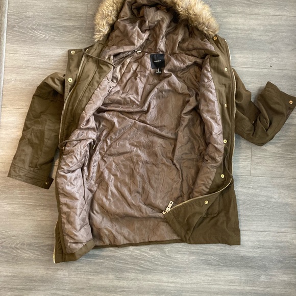 SOLD - Picture 3 of 3